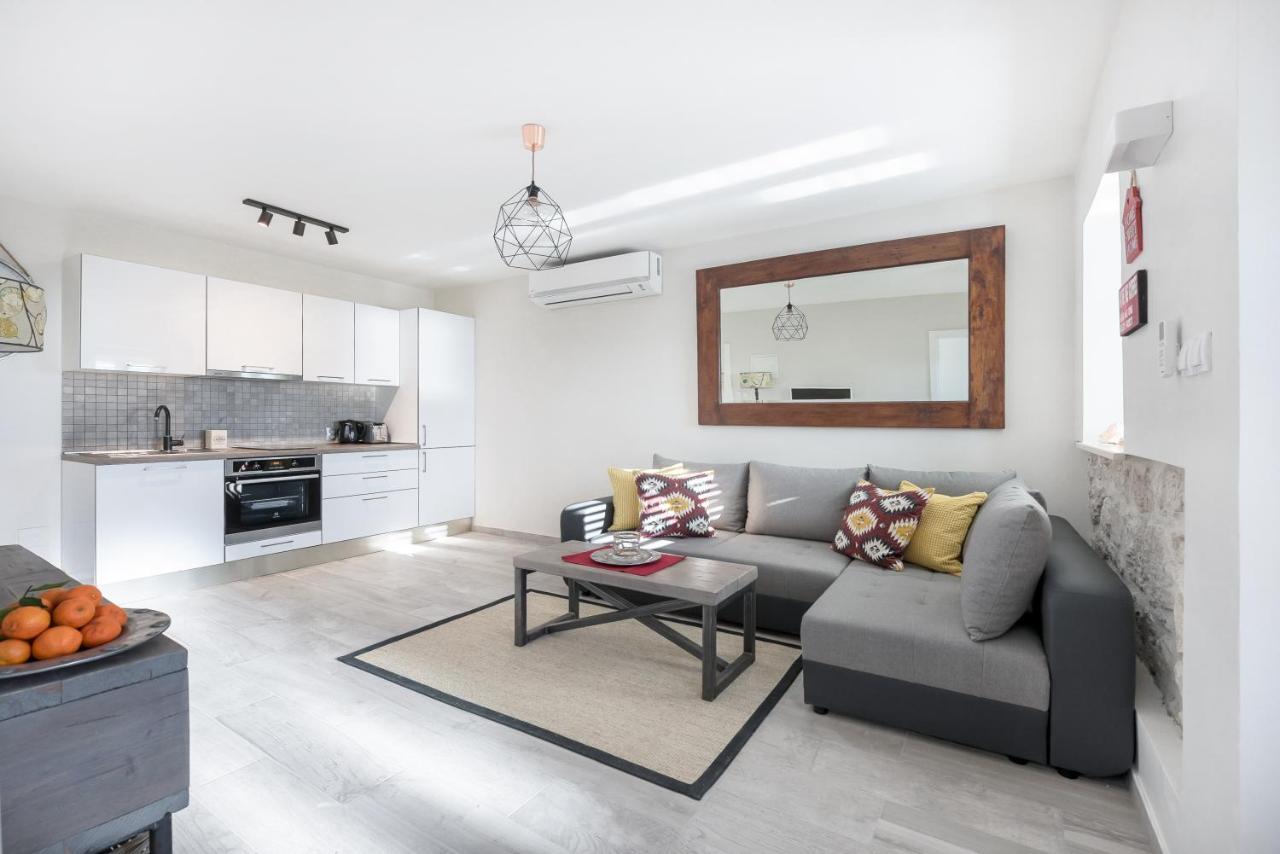 Polly Apartments With Swimming Pool Babino Polje Экстерьер фото