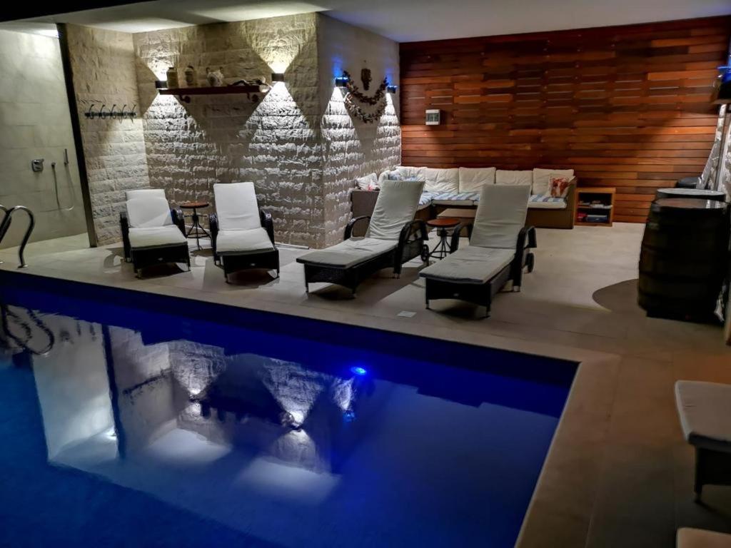 Polly Apartments With Swimming Pool Babino Polje Экстерьер фото